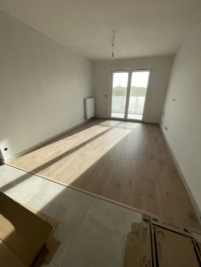 abes96 - Cześć, czy może ktoś polecić listwę łączącą płytki i panele? Wyrównującą poz...