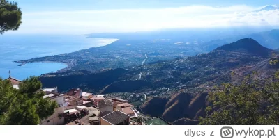 dlycs - Byłem w Taorminie w zeszłym roku. Lokalsi polecają. bo w sezonie letnim pojaw...