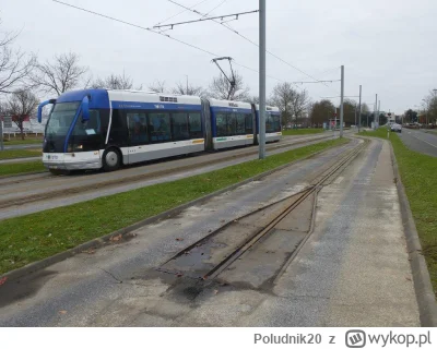 Poludnik20 - Torowisko tramtrolejbusa. Początek. Tutaj w mieście Caen.
