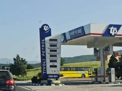 KubaGuziq - Telekomunikacja Polska nie zniknęła. Sprzedają teraz paliwo na stacji pod...
