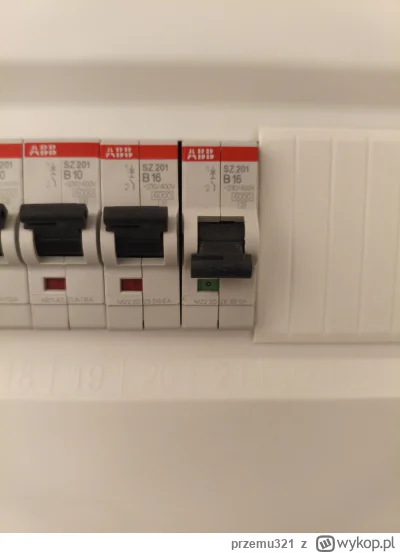 przemu321 - Wczoraj miałem zawarcie na urządzeniu podłączonego do gniazdka w łazience...