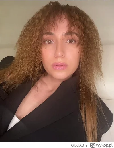 GibolXD - @SkrajnieZdegustowany: nie ale mam zdjęcie gdzie wygląda jak beatris, przyp...