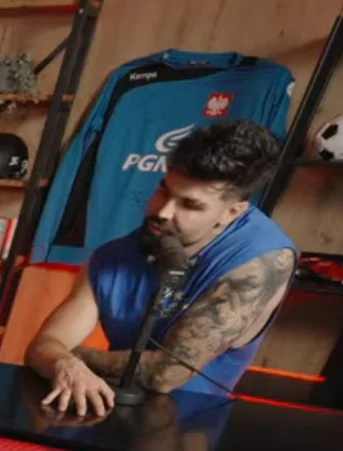 igracydwapalcewnatalce - #famemma brrrdrrdrrrrrwalisly mieskanie pzes dwa i pół roku ...