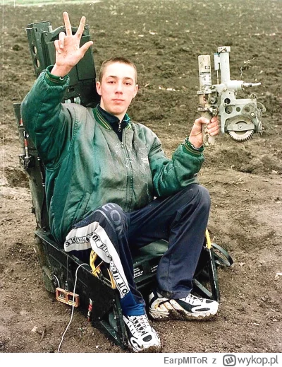 EarpMIToR - @xiv7: te ich niewidzialne maszyny skończą tak samo jak f117 nad serbią x...