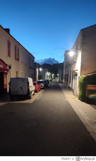 PiotrFr - Wsi spokojna, wsi wesoła ( ͡° ͜ʖ ͡°)

#emigracja