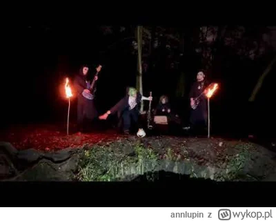 annlupin - w filmie Frogman słuchali Froglord i sobie pomyślałam że wymyślili nazwe ż...