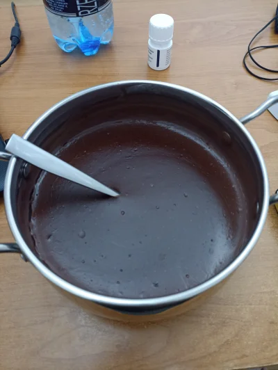 Baczny_Obserwator - Ugotowałem garnek budyniu z czekoladą, to będzie szalona i odjazd...