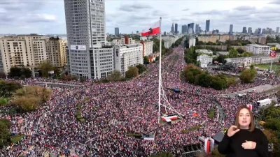 Rooofie - @a4z4a4: za tuska jakoś więcej tych ludzi się wydawało a ówczesne TVP uznaw...