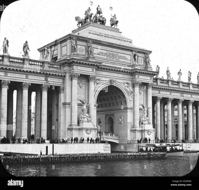 420_3 - [Grand Arch of the Peristyle, Chicago World's Fair]
1893

A triumphal arch se...