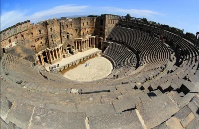 Loskamilos1 - Teatr w Bosrze jest dawnym starożytnym obiektem rzymskim znajdującym si...