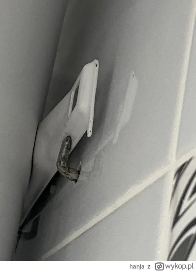 hanja - Pytanie do wykopowych fachowców 

Czy tak zawieszony bojler nie spadnie? Hak ...