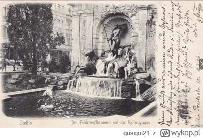 qusqui21 - @qusqui21: jeszcze na tym zdjeciu mozna zauwazyc pomnik amfitryty. Ale zos...