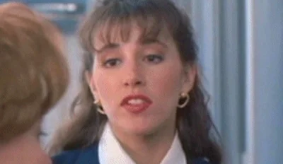 Tommy__ - Pani Elf to ta sama co w 2 części pracowała na lotnisku w Nowym Jorku 
#kev...