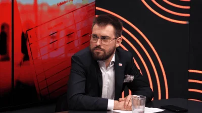 Kacpy134 - To środowisko jest zepsute ( ͡° ʖ̯ ͡°)

https://x.com/SchwertnerPL/status/...