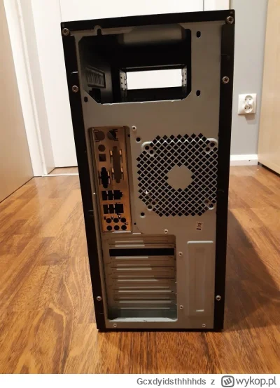 Gcxdyidsthhhhds - @nabbek: i czy ta obudowa pasuje do tej karty co zamówiłem ?