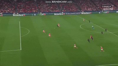 uncle_freddie - Benfica 0 - 1 Barcelona; Raphinha

MIRROR PEŁNY: https://streamin.one...