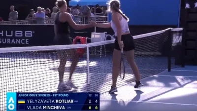 Kumpel19 - Juniorski Australian Open: "Ukrainka i Rosjanka po meczu podały sobie dłon...
