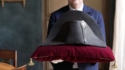 starnak - Le légendaire chapeau de Napoléon aux enchères