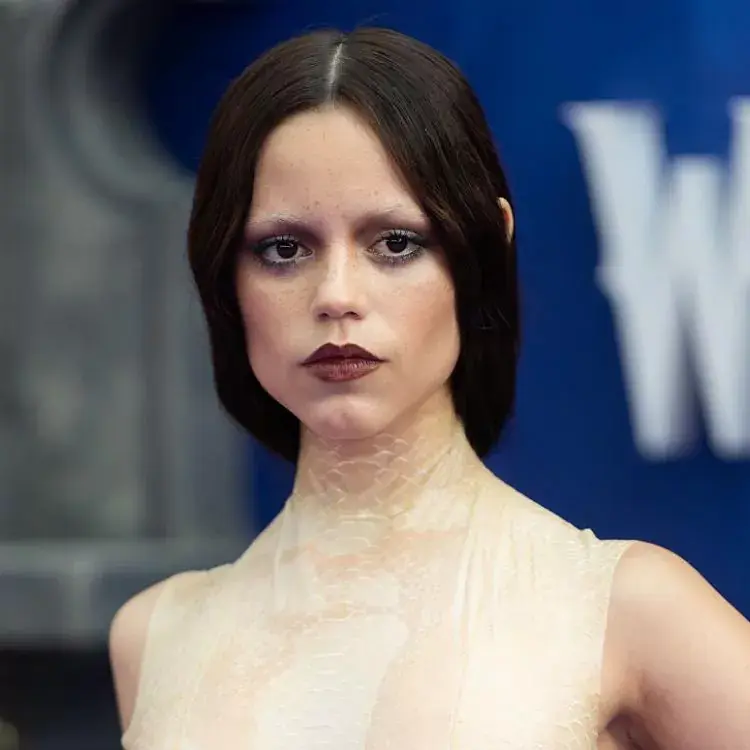 SonidoStark - @LamajHarma: Nie, popatrz na brodę (jest szersza obecnie niż pół roku t...