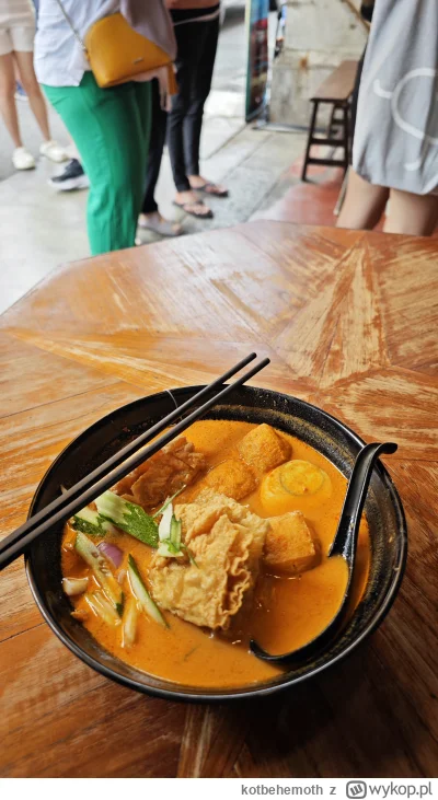 kotbehemoth - Komu malezyjskiej laksy nyonya?

#jedzenie #jemprzeciez
