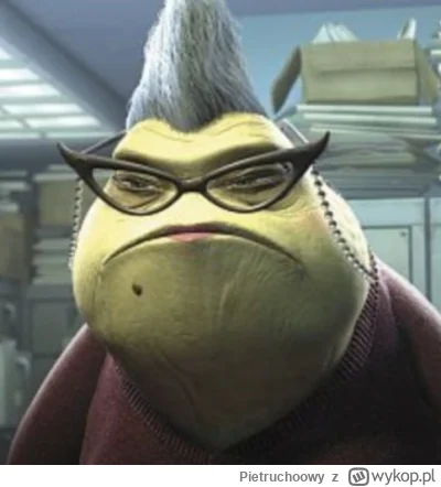 Pietruchoowy - @przypadkiem- ledwo wstała i już chce zamawiać perfumy