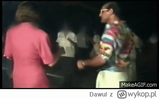 Dawul - Jestem w Miami w jednym z klubów nocnych i właśnie widzę, jak Amadi trenuje. ...