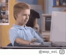 wap_eeL - Jak to jest, że białek robi zmiany w portalu na które każdy narzeka a on na...