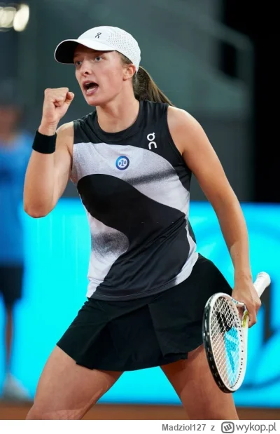 M.....7 - Elegancko Iga w ćwierćfinale! Były problemy kondycyjne od połowy drugiego s...