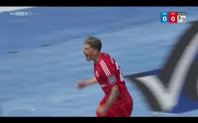 Minieri - Dawid Kownacki #ladnygol, Hertha - Dusseldorf 0:1

Mirror: https://streamin...