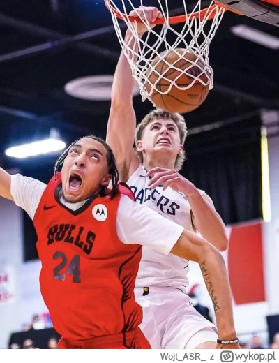 WojtASR - poster z wczoraj z summer league, chuop ma pamiatke do konca zycia (w sumei...