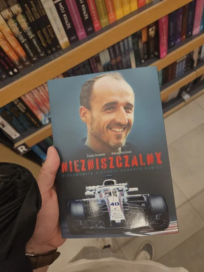 Finesta - Jestem w Empiku, brać? 
#f1 #kubica #powrutcontent