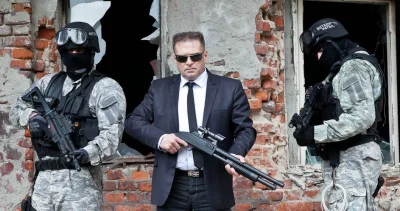 Pioter_Polanski - Spokojnie, dopadniemy go. Wystarczy, że zajmie się tym odpowiedni c...