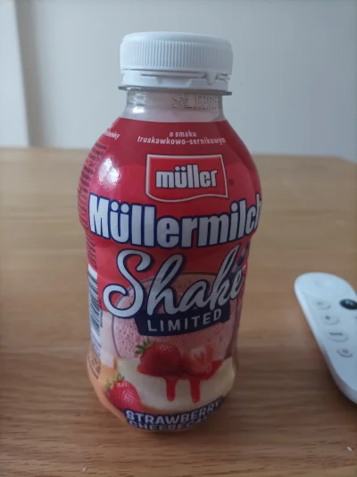 maks-adamski - Chyba nowy mullermilch!(｡◕‿‿◕｡)
#mullermilch