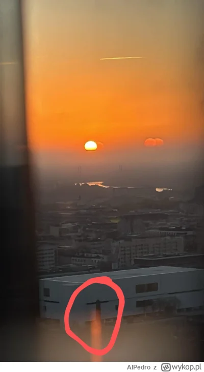 AlPedro - @PodniebnyMurzyn I ta rzeźba Jezusa, na którą pada promień światła