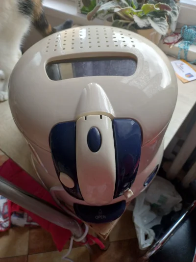 Pesa_elf - Pjoter zmieniłem sie w frytkownice daj no łojcu swemu oleju frytkkowego.

...