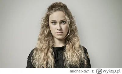 michalxd21 - Boże jakie to jest g*wno, tak jak się spodziewałem XD 

Nie dość że dorz...