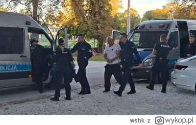 wshk - @Lomar15: nie wiem ale złapali go nieubranego w obowiązkową koszulkę