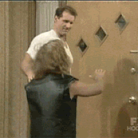 Hellicon - @m4rio: Pozwól, że odprowadzę cię do drzwi