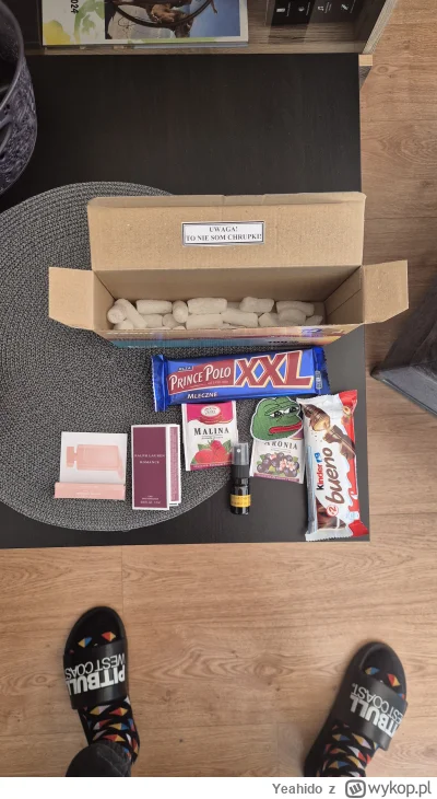 Yeahido - Chciałbym serdecznie podziękować użytkowniczce @ewataewa za paczkę niespodz...
