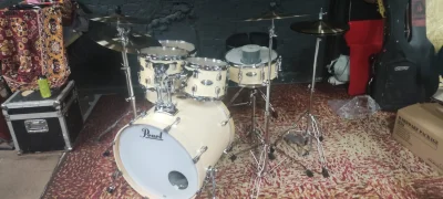 Kuork - Freny, chciałem się pochwalić.
Nowy klonowy zestawik (｡◕‿‿◕｡)
#perkusja #muzy...