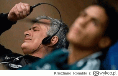 Krisztiano_Ronaldo - Kiedy leci sobie yt a ja robię coś w tle i nagle uparte algorytm...