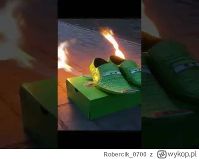 Robercik_0700 - #modameska 
Eleganckie mokasyny sportowe dla zielonki.