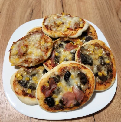 arinkao - @o__0: Na tym zdjęciu są bez grzybów, na noc grzyby są ciężkie choć ja wibe...