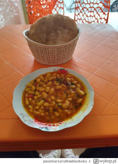 panzmarszrutkiwbiszkeku - Świąteczny obiad do oceny 
#swieta #obiadove #gotujzwykopem