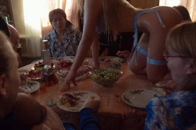 Frytek01 - **O, jest nasza ciężko pracująca onlyfansiara, pokaż dziadkowi tę swoją du...