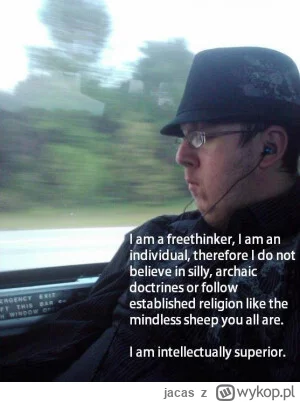 jacas - @bezzebnywampir: nie żebyś sam cały dzień siedział na tym "forum dla socjopat...