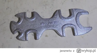 janznetu - @wist: ja używam klucza tego typu. Mam taki z rozmiarem dopasowanym do wyc...