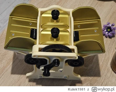 Kulek1981 - Tyle lat ręcznie tasować karty, niszczyć brzegi, wyginać, a wystarczyła d...