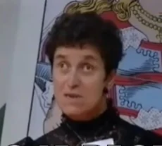 FlyinCat - To jest wspaniałe że Arek zawsze jednym okiem zerka na droniare

#rolniksz...