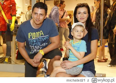 michalxd21 - @MarekKellemen: kopyto poszło w ruch ( ͡° ͜ʖ ͡°)